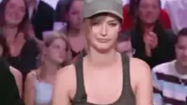 او یک همسر چاق را عك ...