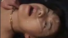 ساری خیس با چوب بزرگ ...