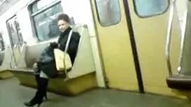 مردی دوست خود را خوش ...