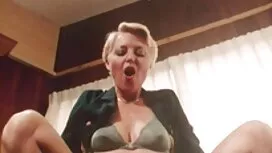 سبزه با الاغ بزرگ رو ...