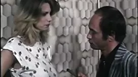 پرستار جوان ژاپنی با ...