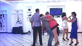 یک دیک را عكس كون سك ...